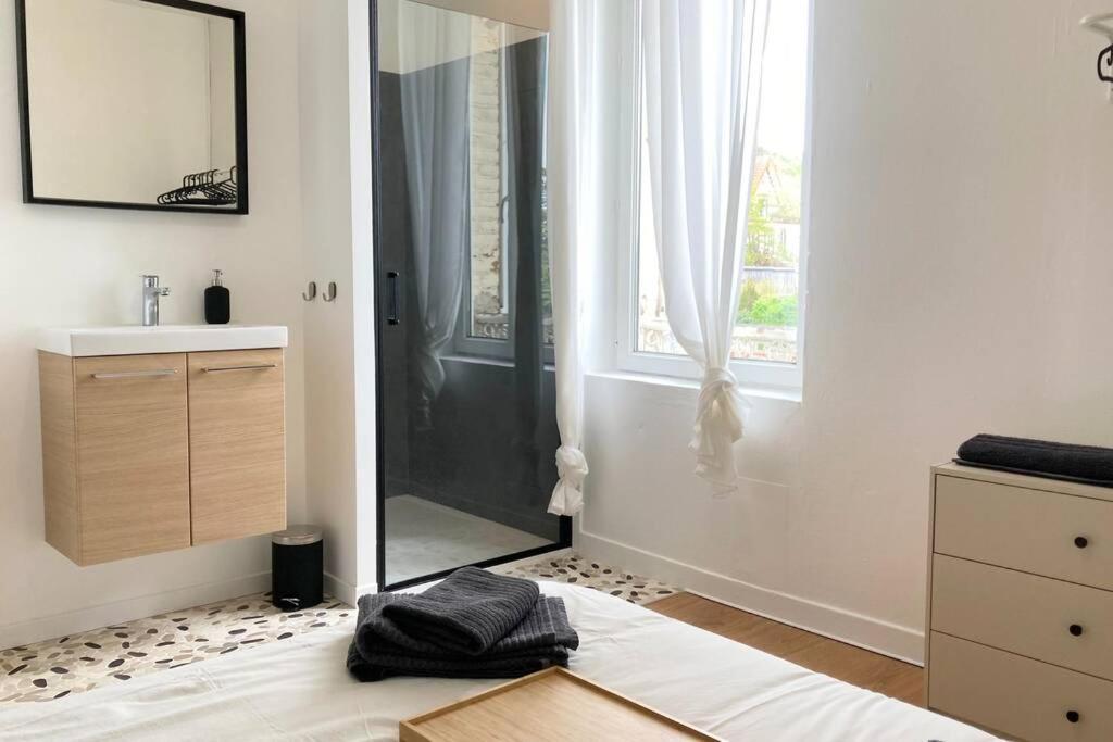T2 Home Sweet Home Gare Wifi Parking Evreux Ngoại thất bức ảnh